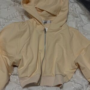 Alo Cropped Zip Cream Hoodie